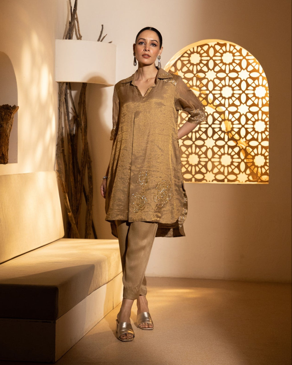 Raina Kurta