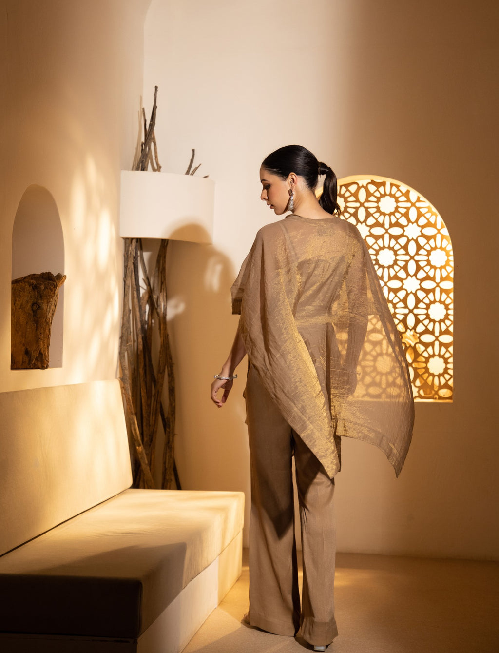 Raina Cape