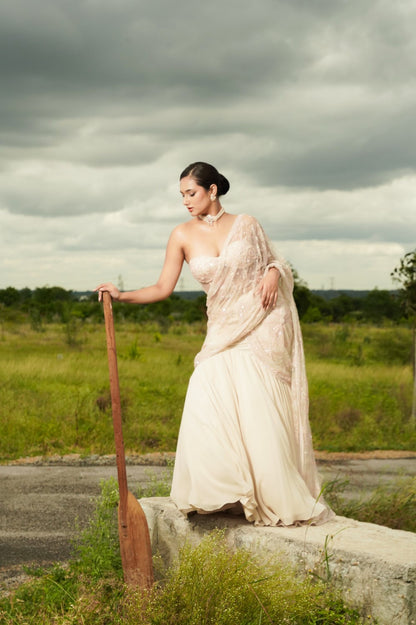 Sawan
Ivory fusion corset saree